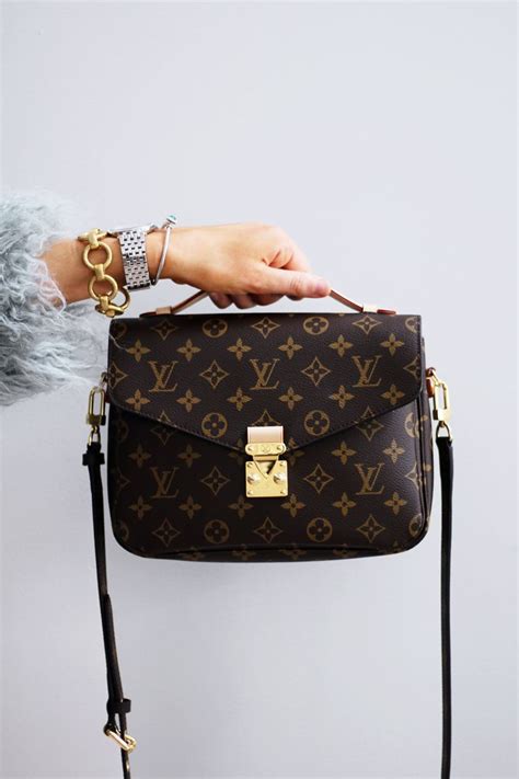 louis vuitton tasje dames|louis vuitton designer purses.